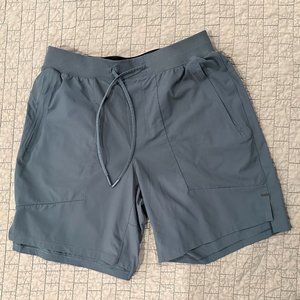 Lululemon Men’s License to Train 7” Shorts, blue, size M